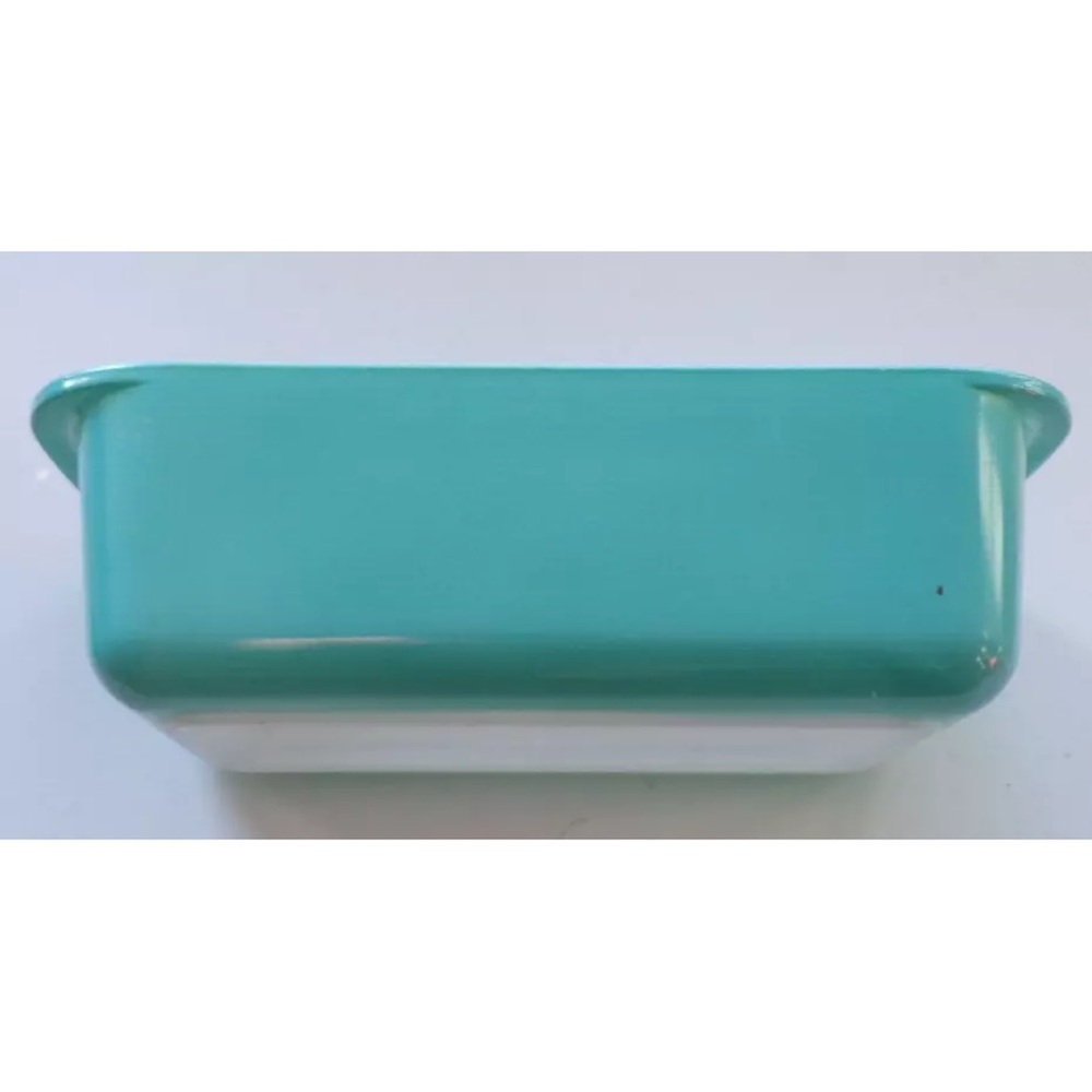 Vintage Pyrex Robins Egg Blue Aqua 213 Loaf Pan 1.5 Quart Baking Dish.